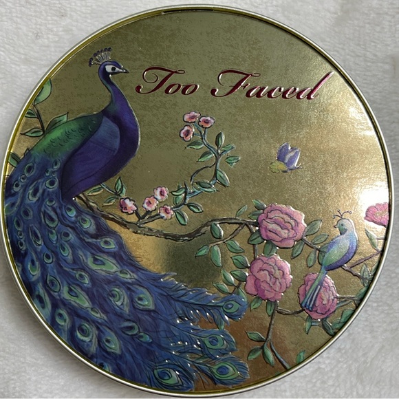 Too faced Natural Lust Bronzer ☀️😍 - Picture 5 of 10